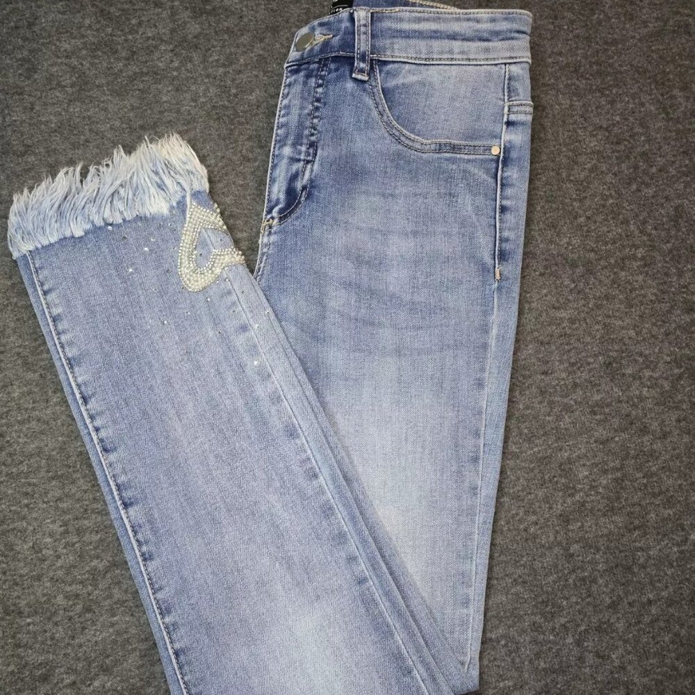 Frank Lyman Montreal Design Collection Womans Rhinestone Embellished Jeans- S